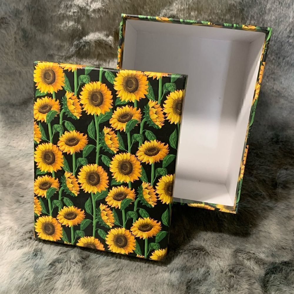 Medium Sunflower GiftBox   